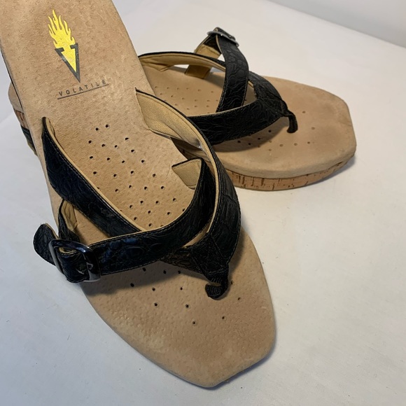 Volatile Cork Bottom Thong Sandals Size 8